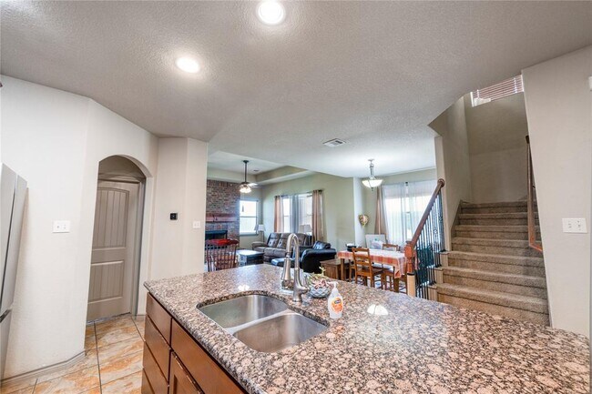 Building Photo - 8318 Campeche Bay Pl