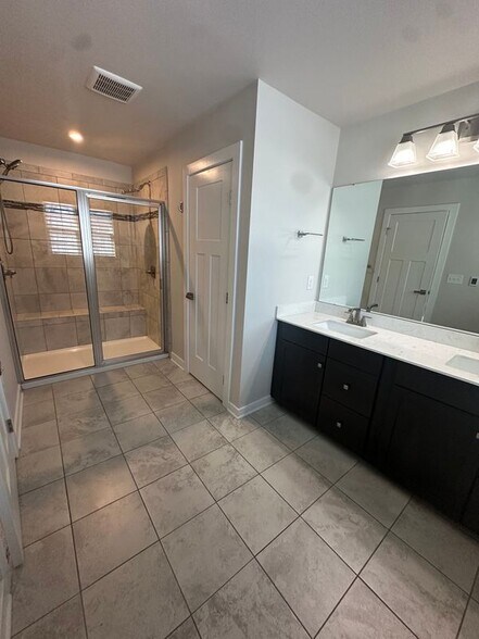 Building Photo - 91 Sierra Dr