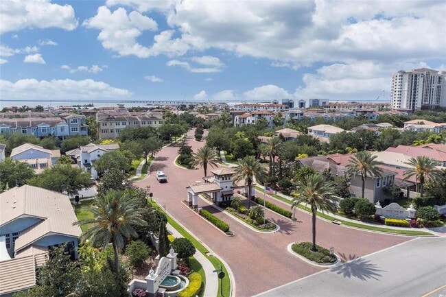 Building Photo - 6012 Yeats Manor Dr