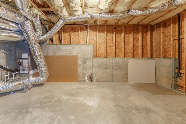 Building Photo - 214 Chandler Walk
