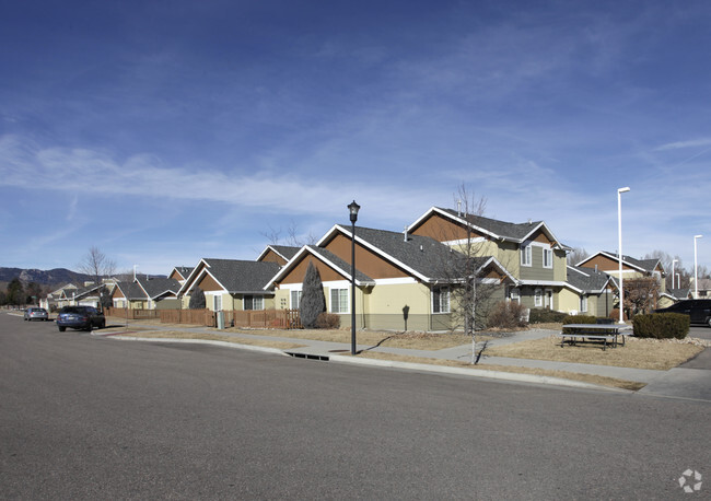 Building Photo - Windtrail