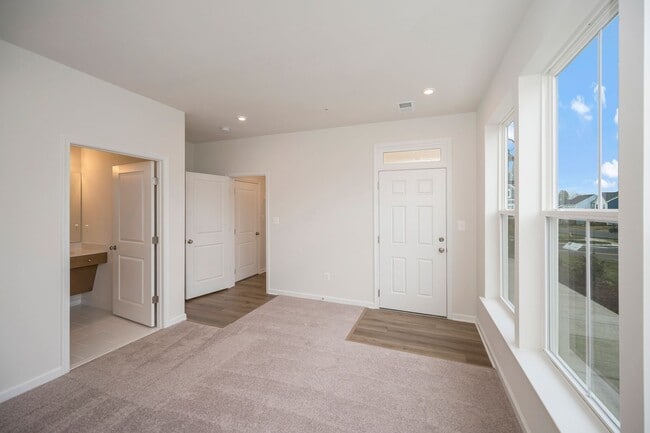 Building Photo - Close to everything!  Skyline at Embrey Mill!  Brand New Live and Work Townhomes.