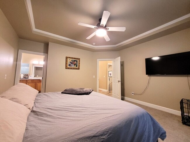 Building Photo - Beautiful Home in Desirable Geneva Neighborhood - 2700 sqft