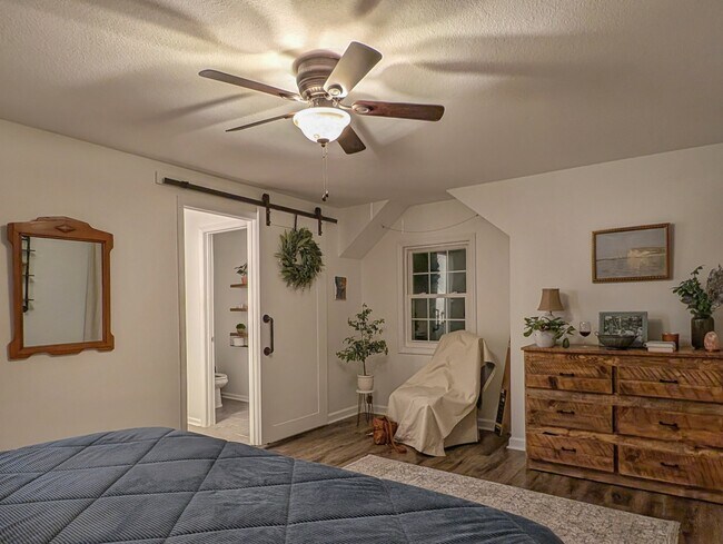 Building Photo - 317 Balsam Dr