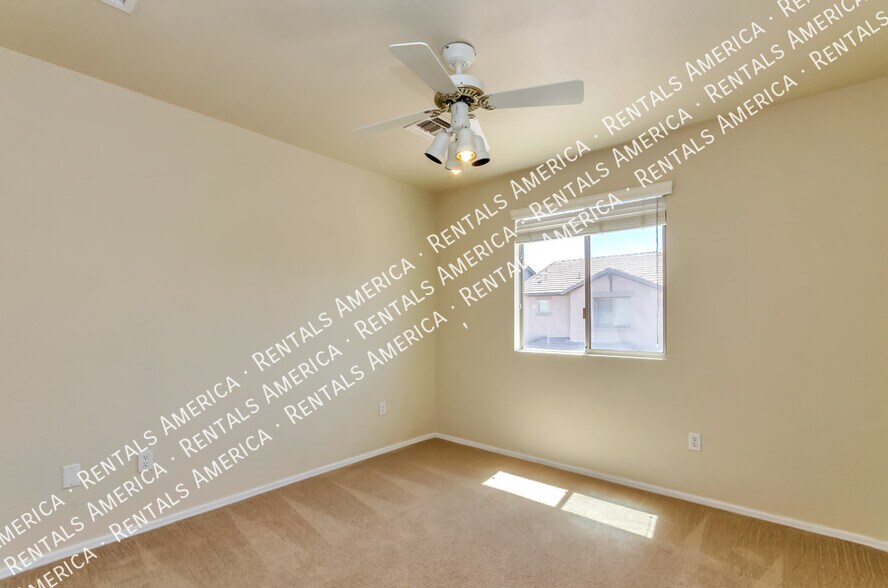 Building Photo - 10645 E Singing Canyon Dr