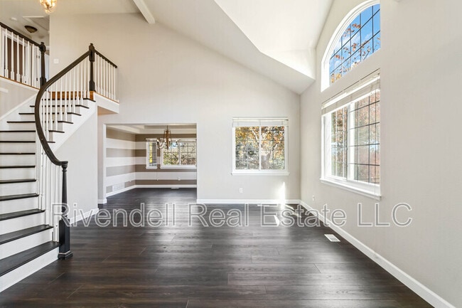 Building Photo - 9524 Las Colinas Dr