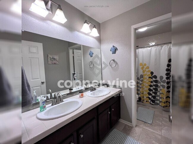 Building Photo - 11881 Chambers Dr