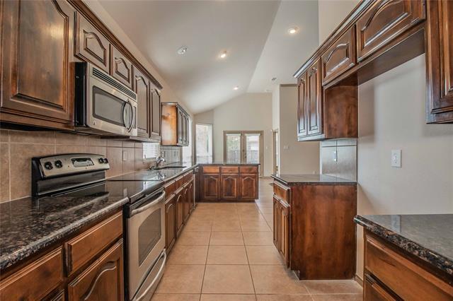 Building Photo - 812 Olive Ct