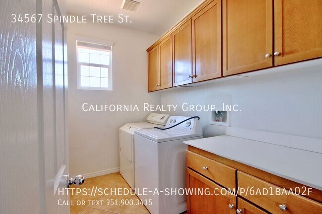 Building Photo - 34567 Spindle Tree St