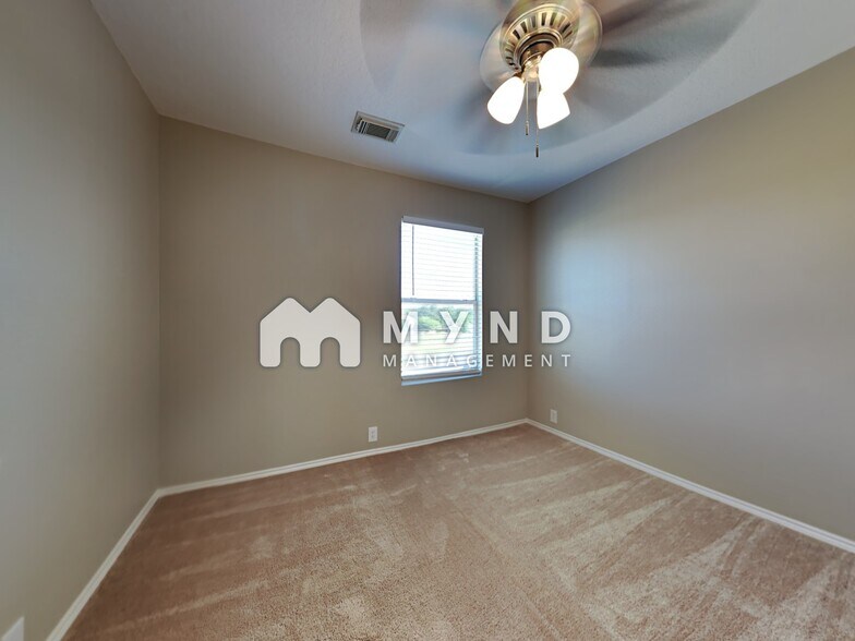 Building Photo - 2250 Prairie Forest Tr