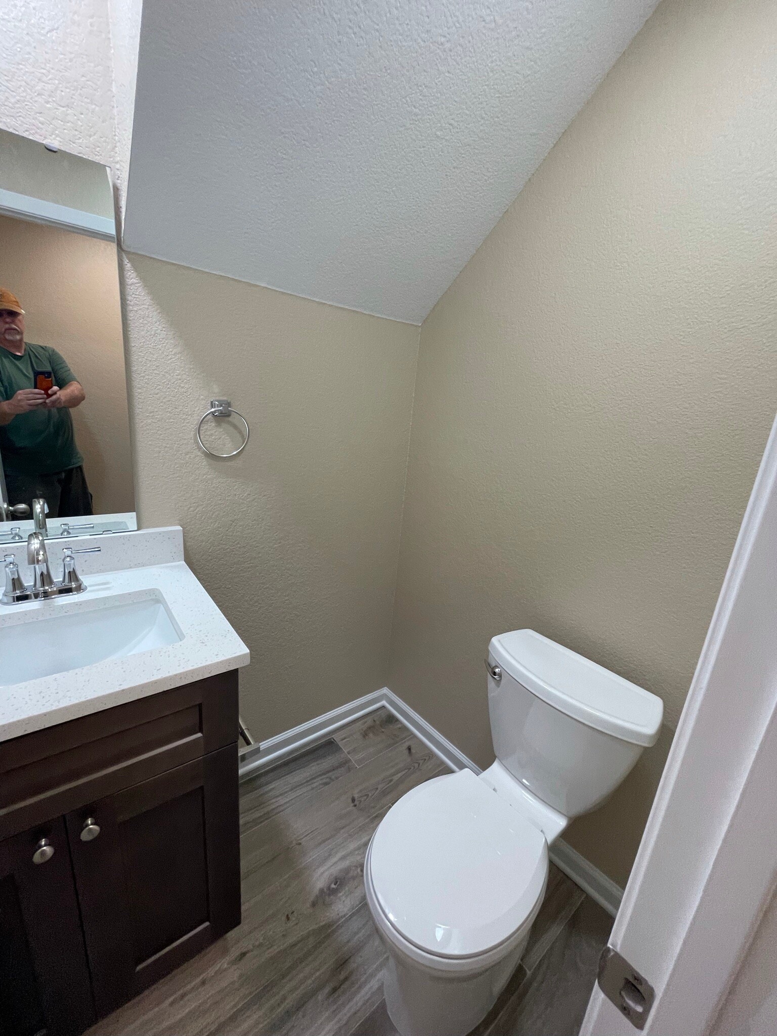 Building Photo - 410 Parkhill Cove