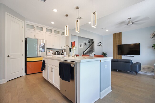 Building Photo - COMING SOON - AUGUST 2025 -Stunning 5-Bedr...