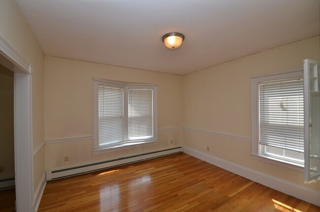 Building Photo - 51-2 North Ave