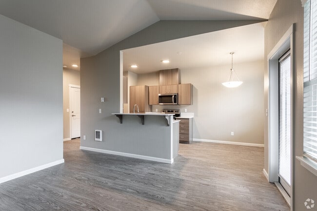 Living area/Kitchen - White Oak