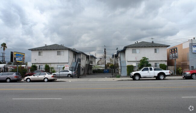 Building Photo - 8819-8823 Lankershim Blvd