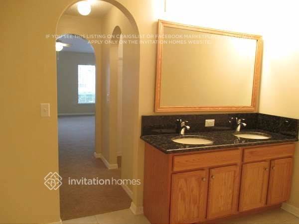 Building Photo - 3201 Shafton Ave