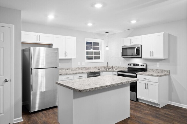 Building Photo - 381 Lillie Belle Ln