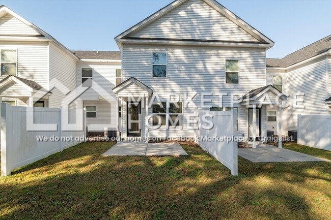 Building Photo - 128 Downsbury Rd