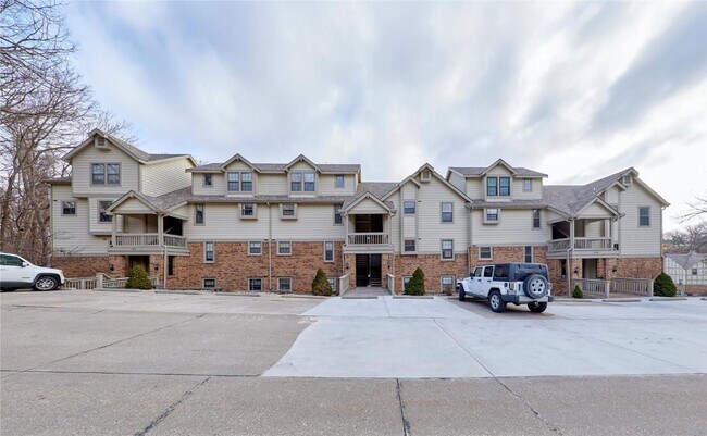 Building Photo - 2304 Yellowstone Park Ct