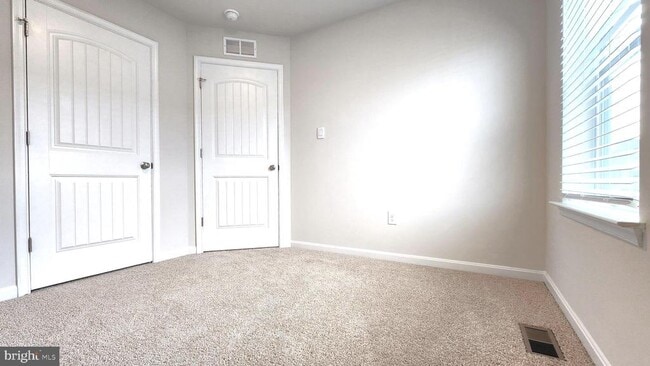 Building Photo - 517 Ridgely Blvd