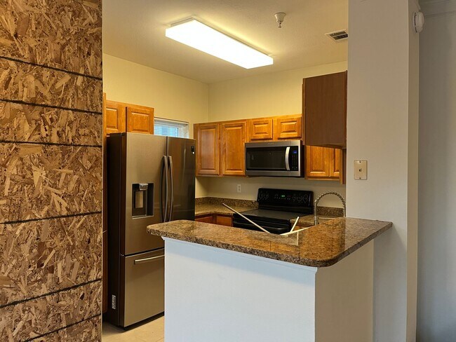 Building Photo - Fabulous 2br/2ba for rent in convenient Ga...