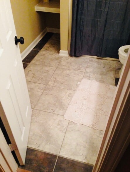 Bathroom - 1022 Old Mayhew Rd
