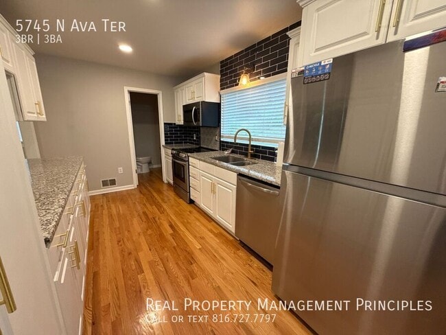 Building Photo - 5745 N Ava Terrace