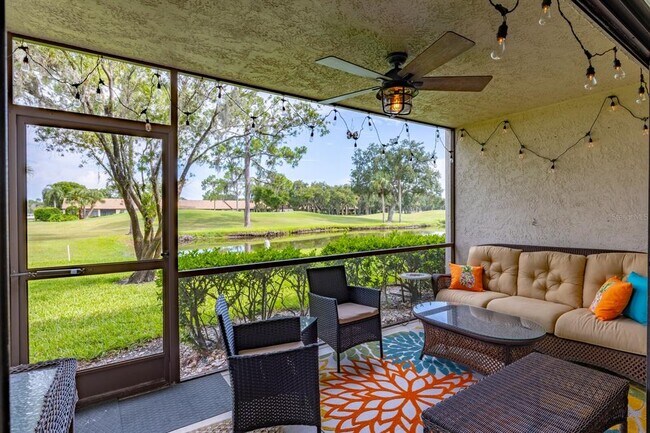 Building Photo - 5640 Golf Pointe Dr