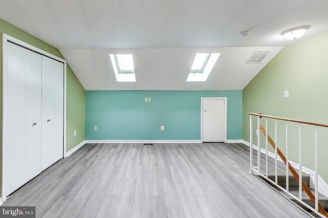 Building Photo - 14100 Oakpointe Dr