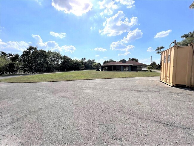 Building Photo - 24595 SW 124th Ave