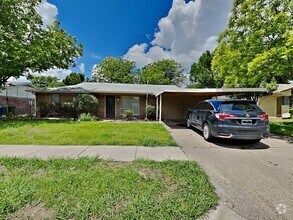 Building Photo - No Application Fees* $500 off 1st months r...