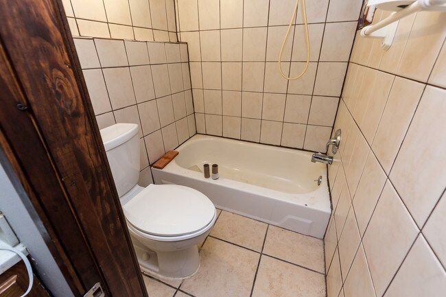 Building Photo - 2541 Coral St