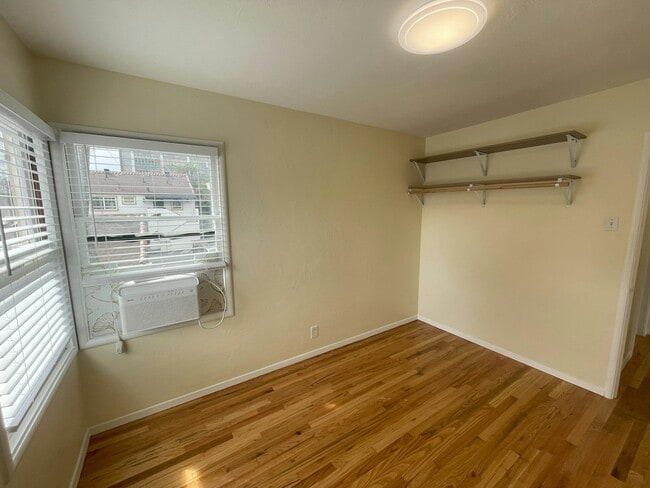 Building Photo - 767 N 2nd St