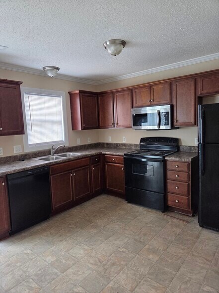 Building Photo - 4271 Dudleys Grant Dr