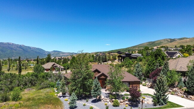 Building Photo - 3573 N Elkview Dr