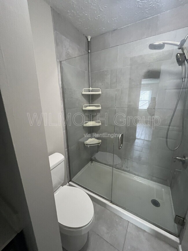 Building Photo - 2611 N Delaware St