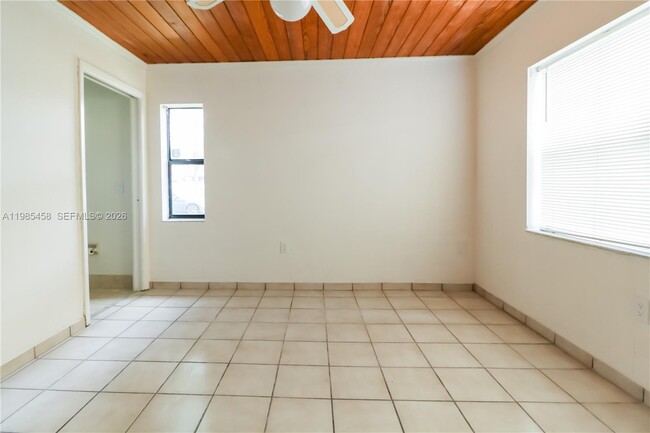 Building Photo - 12955 SW 66th Ln