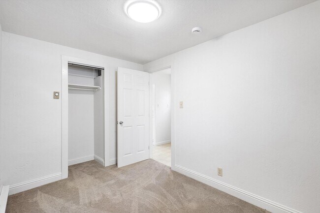 Building Photo - 2510 Eagle Ave