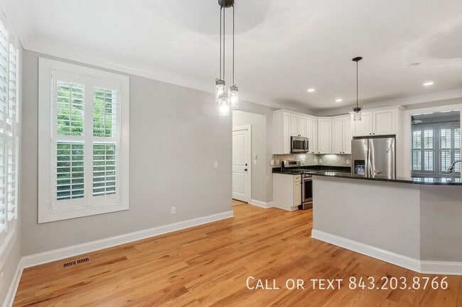Building Photo - 2038 Shields Ln