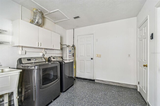 Building Photo - 12257 Eldon Dr