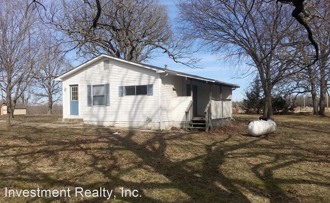 Building Photo - 2 br, 1 bath House - 25475 Richard Dr