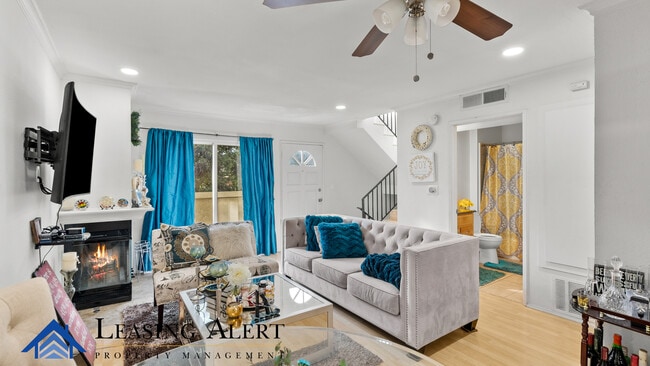 Building Photo - 24115 Evans Ave