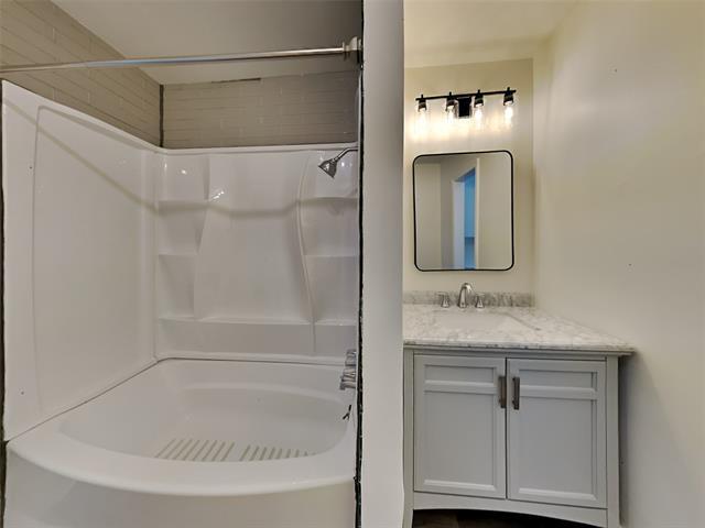 Building Photo - 2702 Wallin Dr