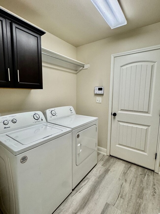 Building Photo - Beautiful 3/2/2 Home with Appliances and Upgrades in Frenship ISD!