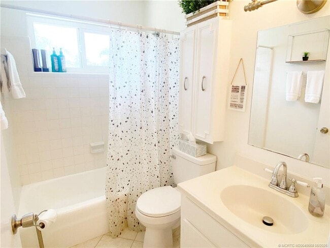 Building Photo - 1606 SW Egret Way