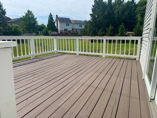 Building Photo - 7420 Merrimusic Cir