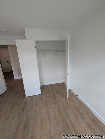 Building Photo - 199 Gardner St