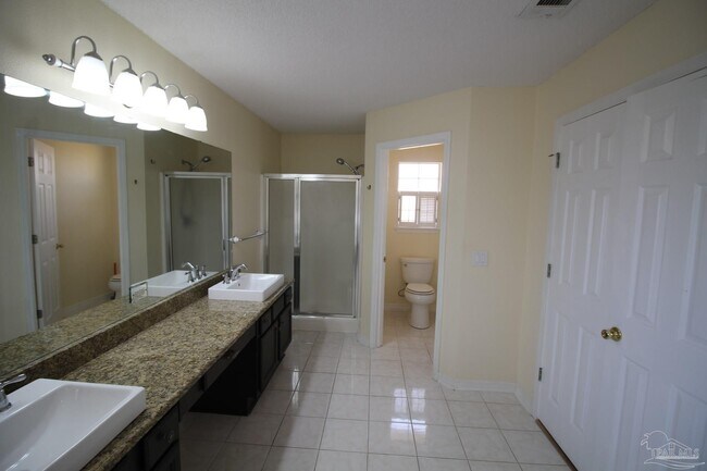 Building Photo - 5027 Terra Lake Cir