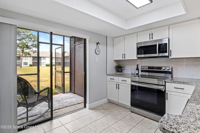 Building Photo - 1515 Huntington Ln