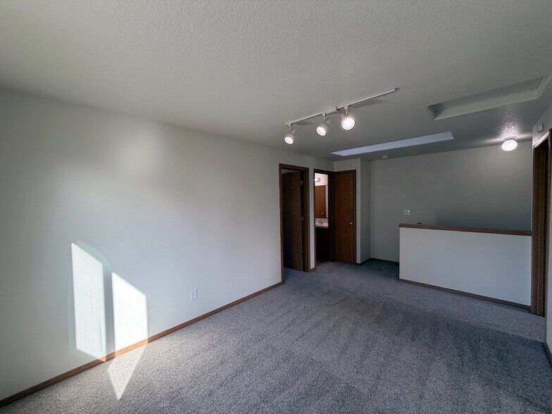 Building Photo - 1139 2nd St NW